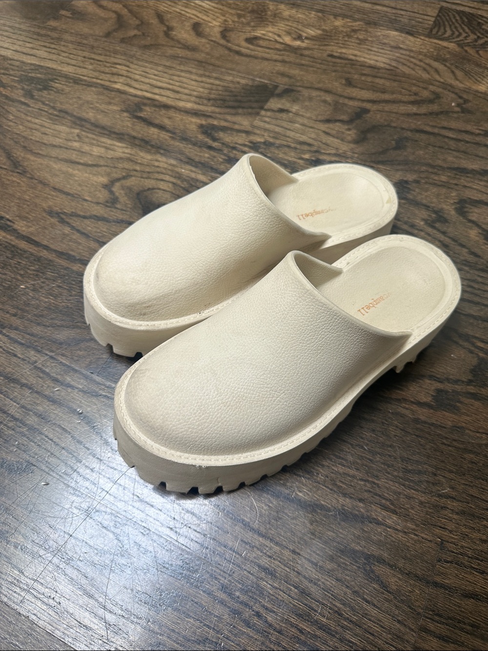 Jeffrey Campbell Textured Cream Platform Clogs
